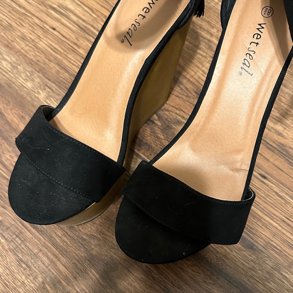 Wet Seal 8.5 Black Suede Women's Wedge Sandals - Picture 3 of 7